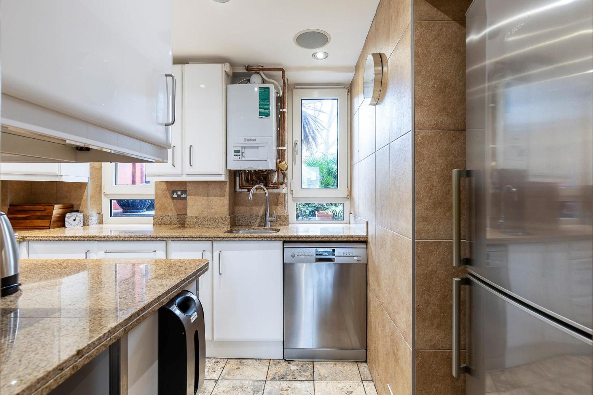 Tower Bridge 2Br Apartment For 6 With Terrace 伦敦 外观 照片